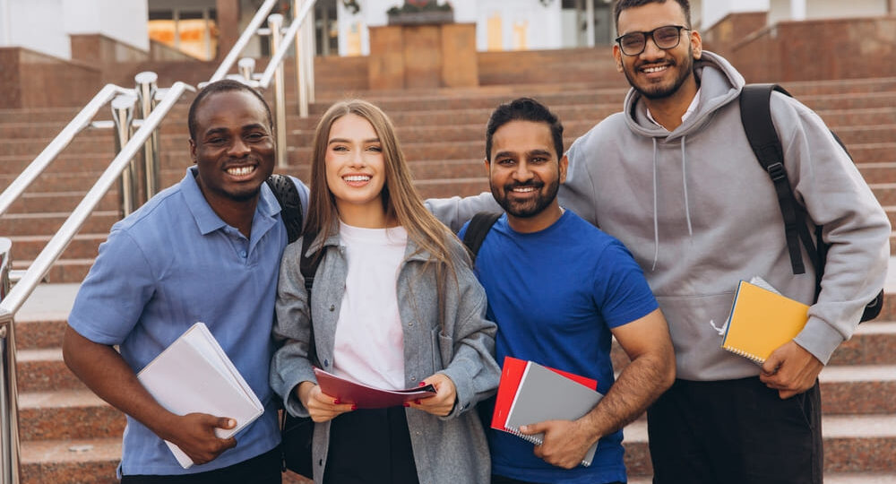 Universidad Latina responde a los retos del sector industrial con Ingeniería Industrial