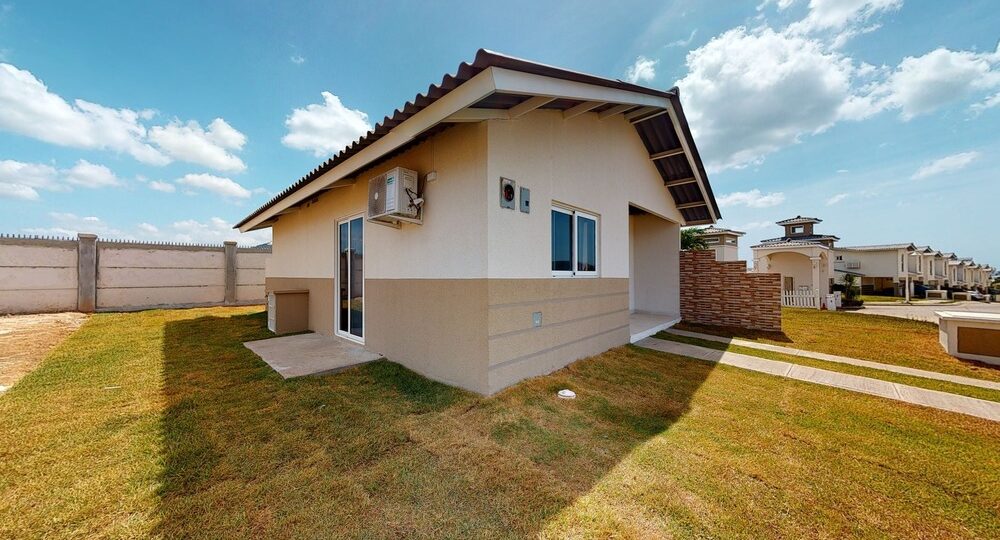 El desarrollo Playa Dorada promueve buenas prácticas de mantenimiento en residencias costeras